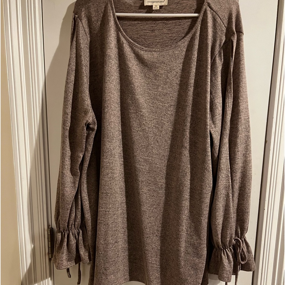 Sweater - Picture 4 of 4